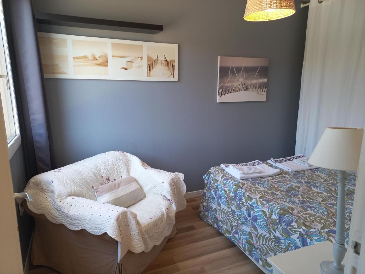 "L'Hippocampe", Climatise, 60 M2 , 2 Chambres, Tres Calme, Plage Des Sablettes Et Commerces A 3 Minutes A Pied, Wifi, Parking Gratuit, Lit King Size Ла-Сейн-сюр-Мер Экстерьер фото
