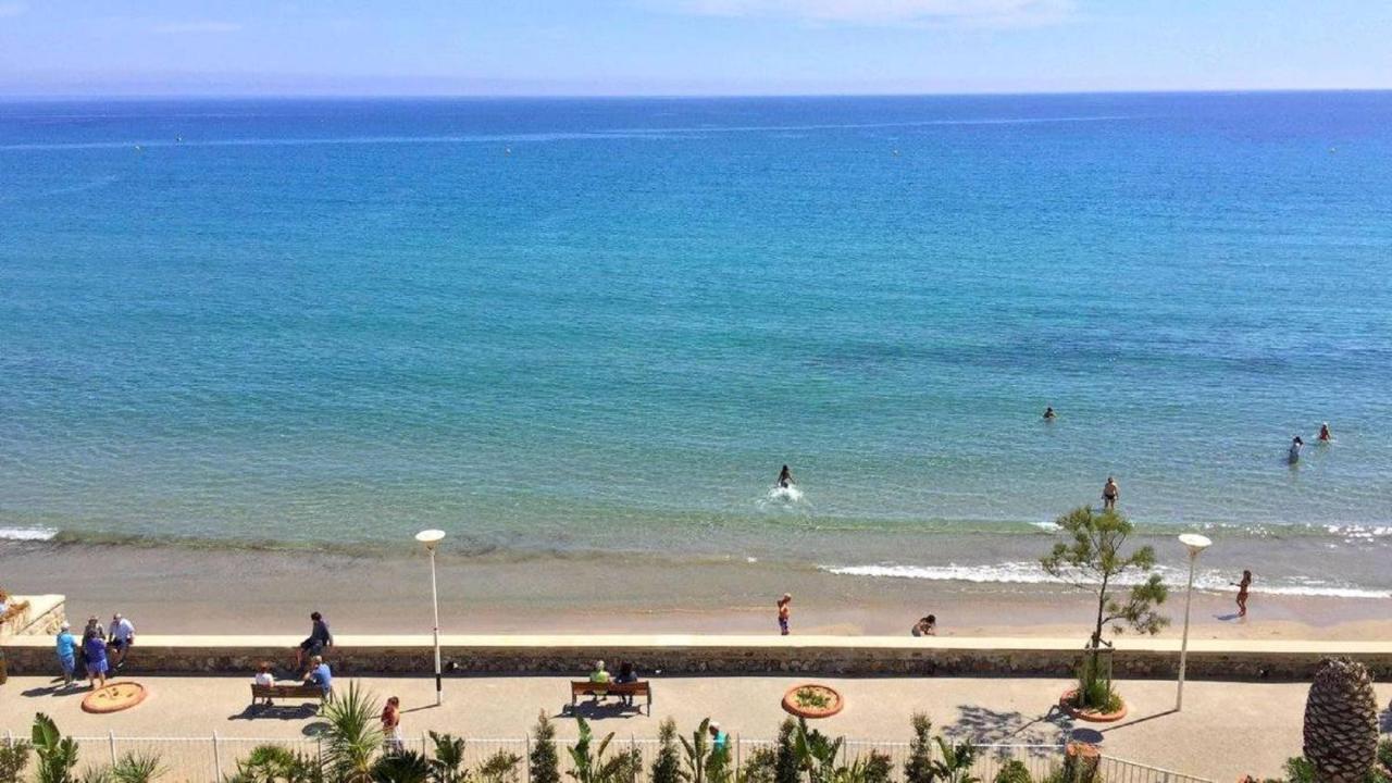 "L'Hippocampe", Climatise, 60 M2 , 2 Chambres, Tres Calme, Plage Des Sablettes Et Commerces A 3 Minutes A Pied, Wifi, Parking Gratuit, Lit King Size Ла-Сейн-сюр-Мер Экстерьер фото